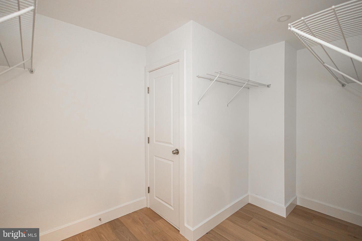 1434 River Rd Property Photo 21