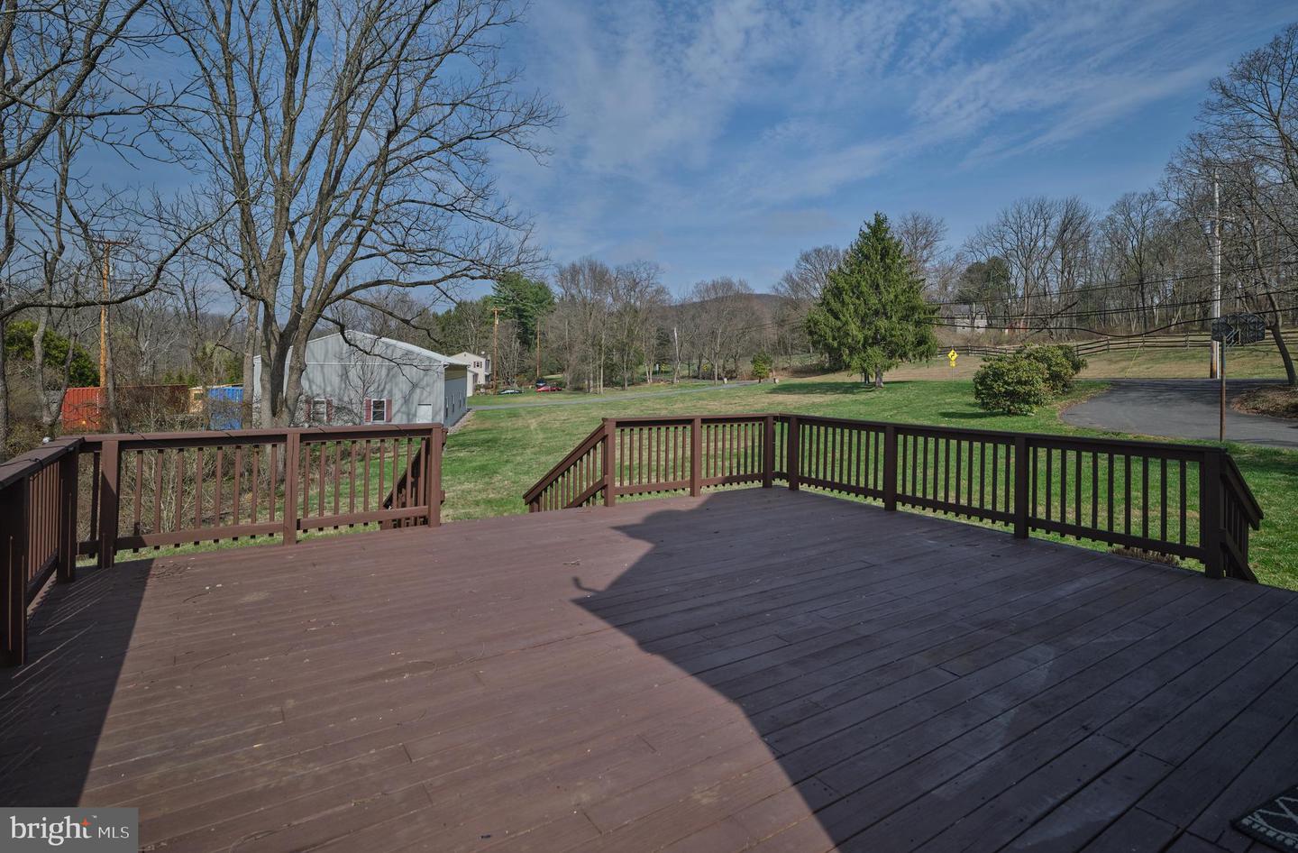 4325 Lehnenberg Rd Property Photo 6