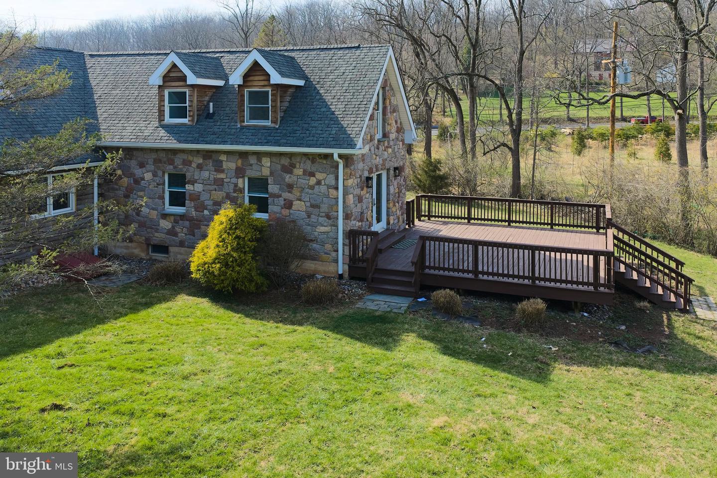 4325 Lehnenberg Rd Property Photo 43