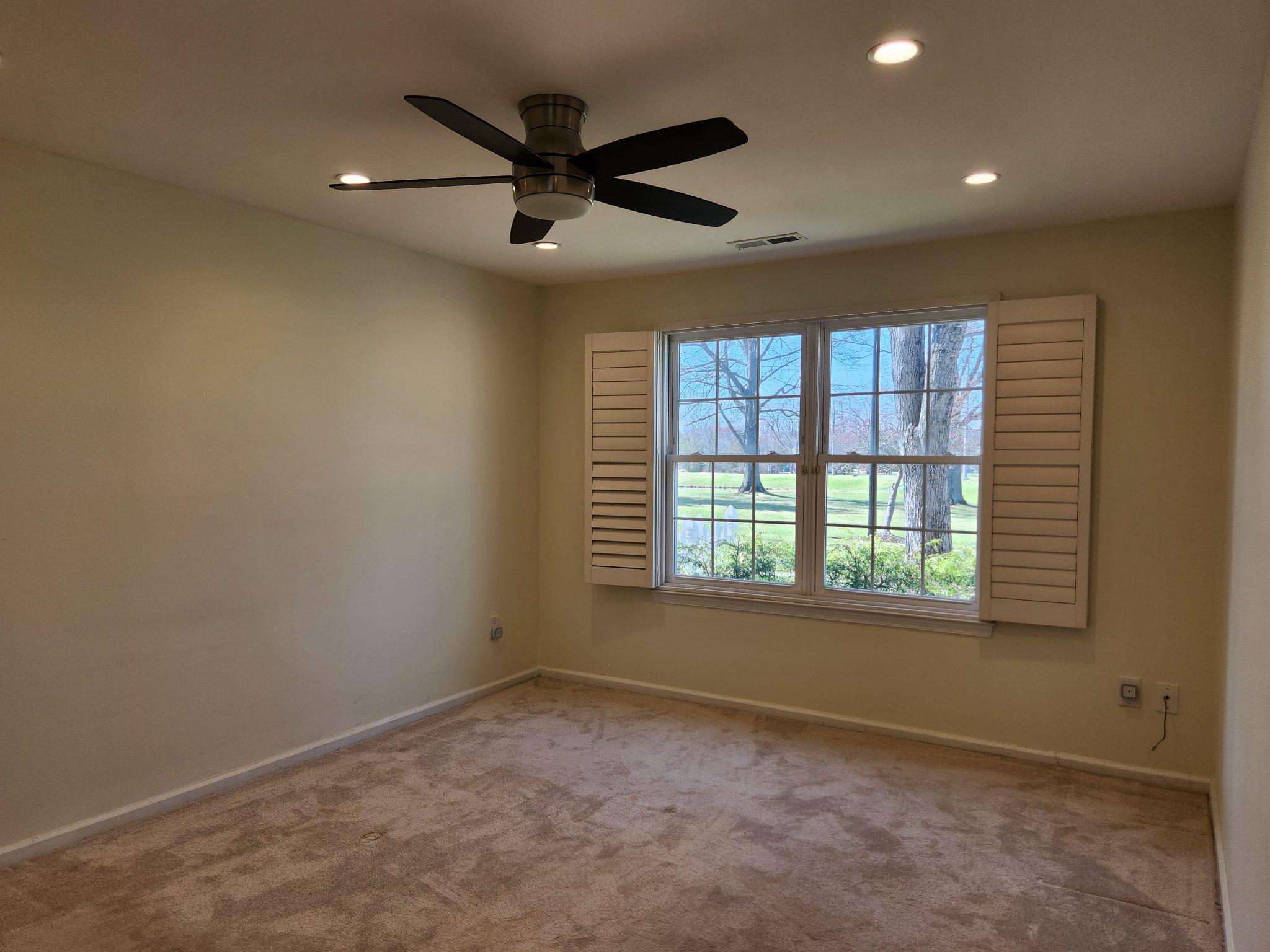 2401 Greensward N #b7 Property Photo 22