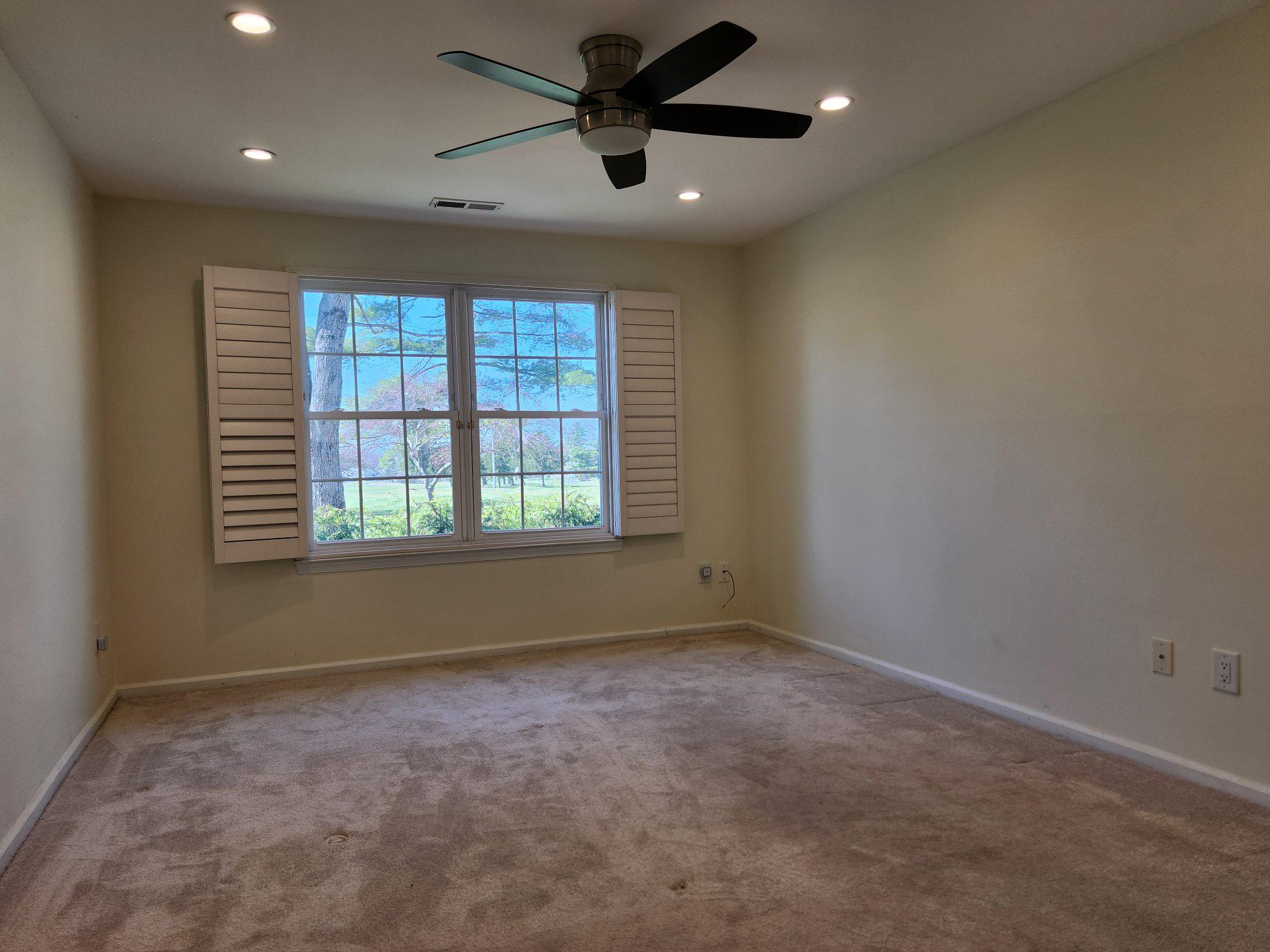 2401 Greensward N #b7 Property Photo 24