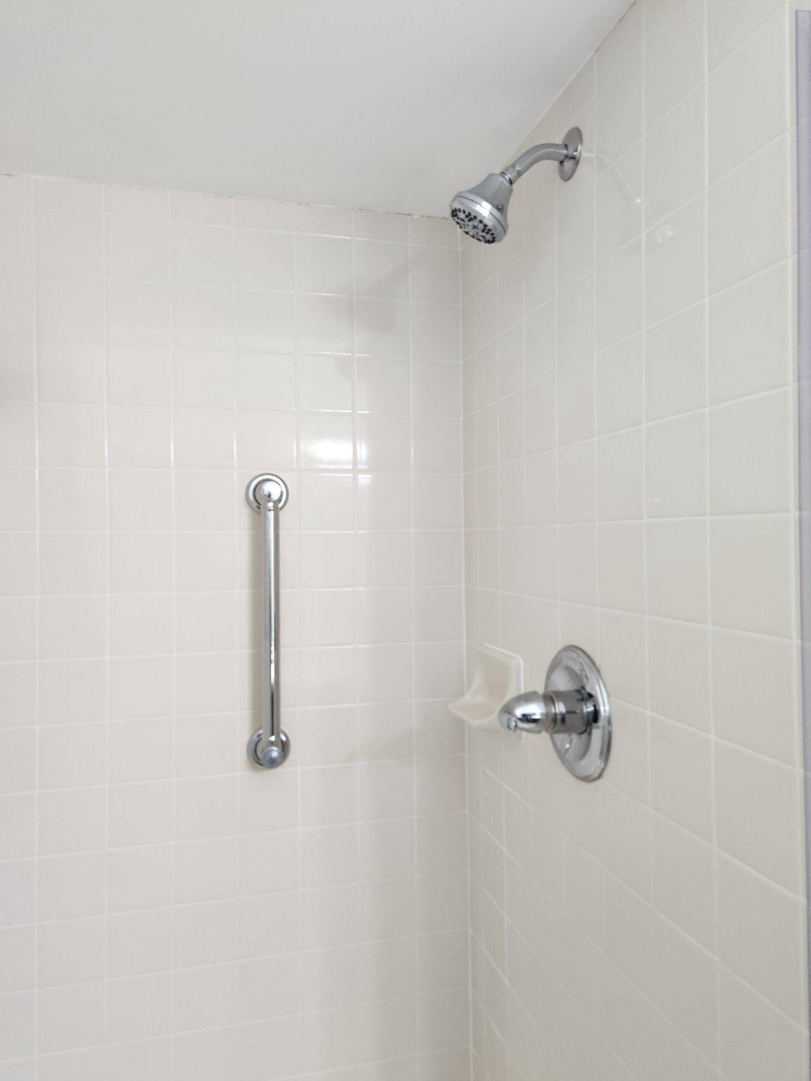 2401 Greensward N #b7 Property Photo 30
