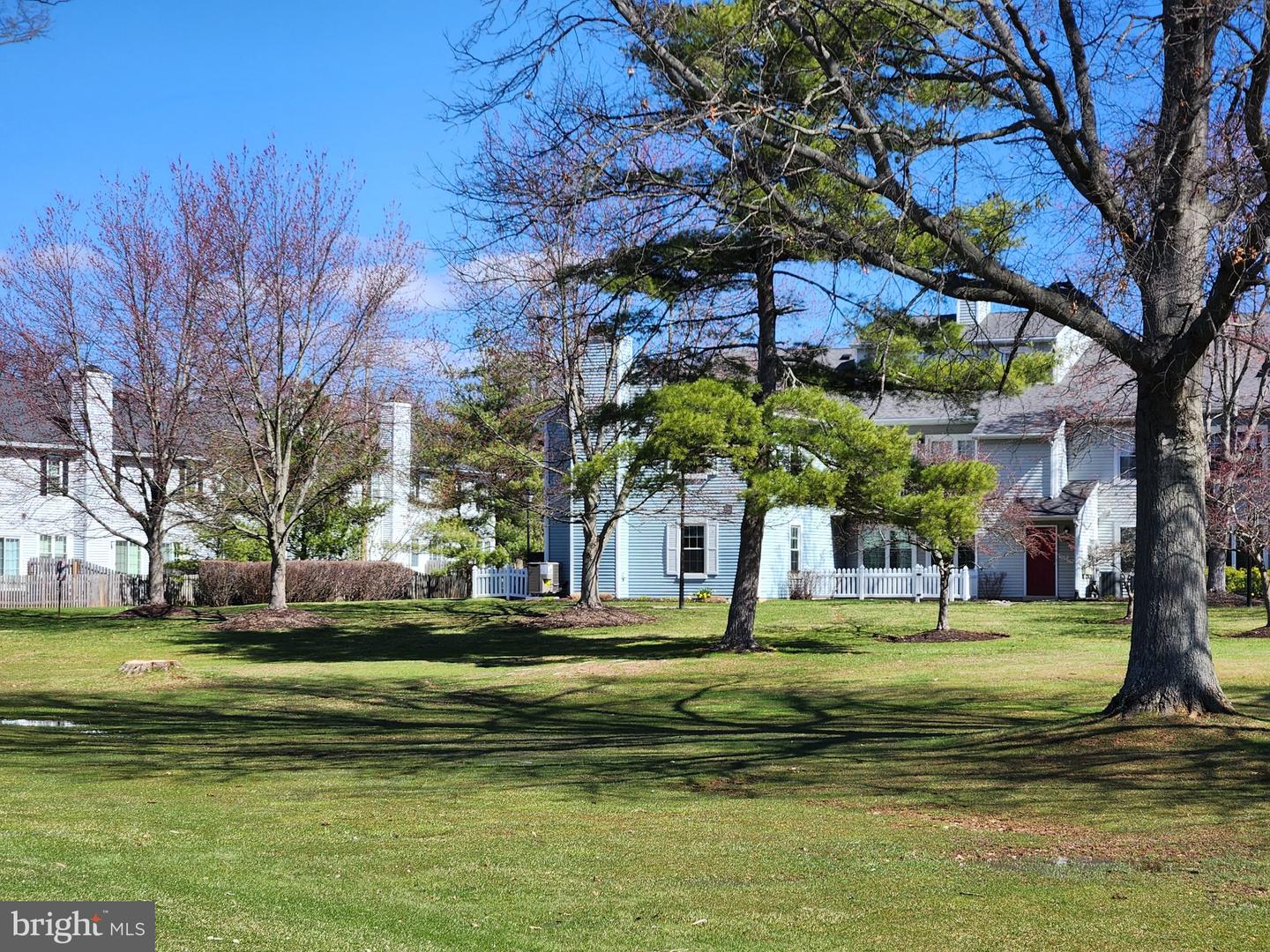 2401 Greensward N #b7 Property Photo 38