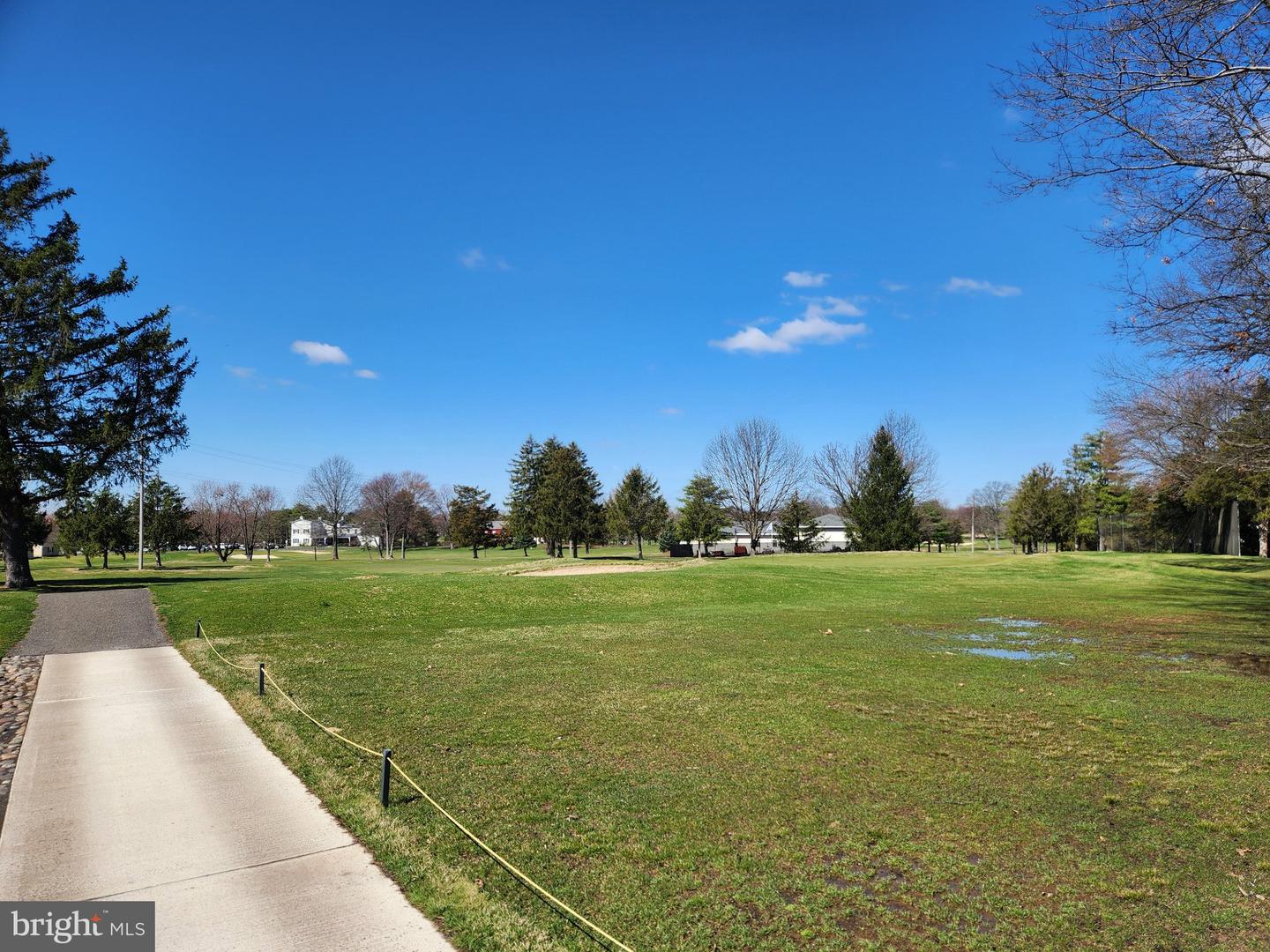 2401 Greensward N #b7 Property Photo 40