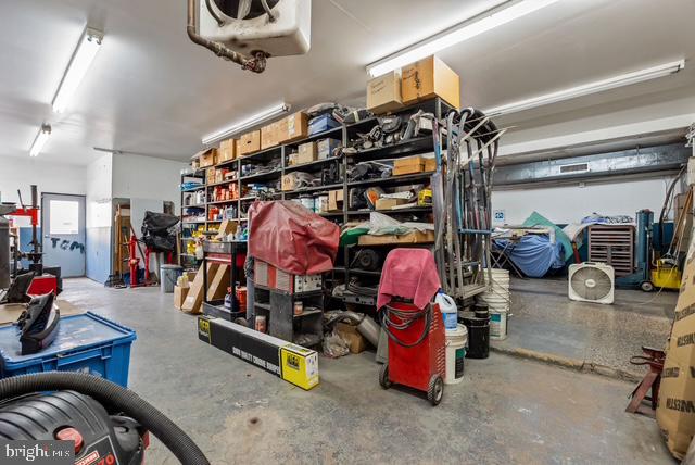 2271 E Farragut Ave Property Photo 15