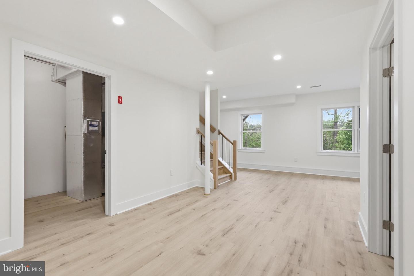 759 River Rd Property Photo 47