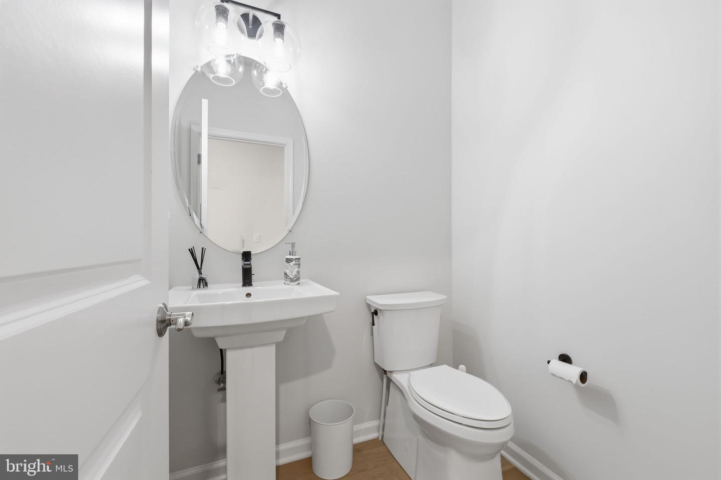 12 Spring Mill Rd Property Photo 4
