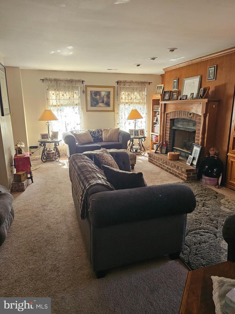 176 Kenton Property Photo 2