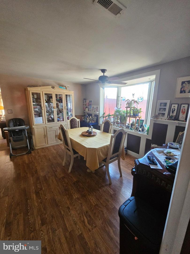 176 Kenton Property Photo 3