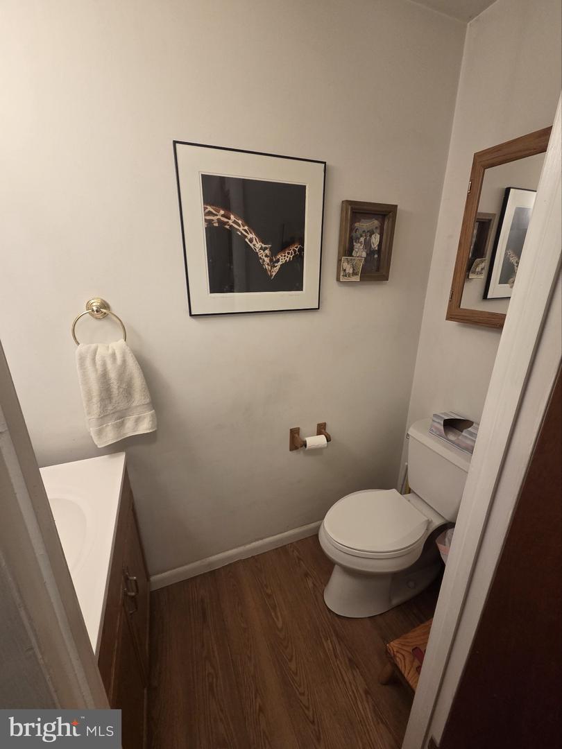 176 Kenton Property Photo 7