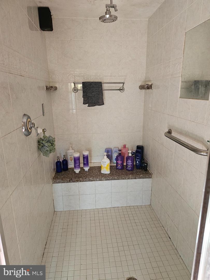 176 Kenton Property Photo 10