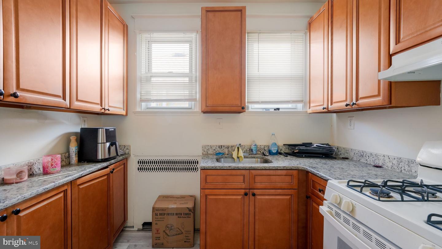 210 Pond St Property Photo 42