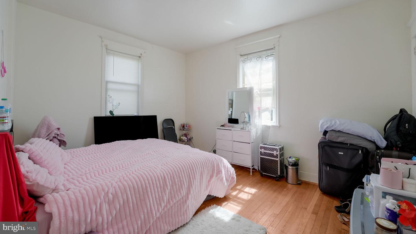 210 Pond St Property Photo 44