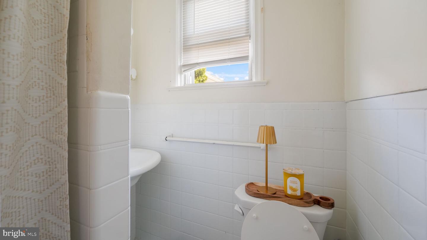 210 Pond St Property Photo 46