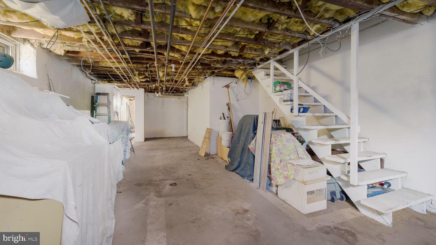 210 Pond St Property Photo 49