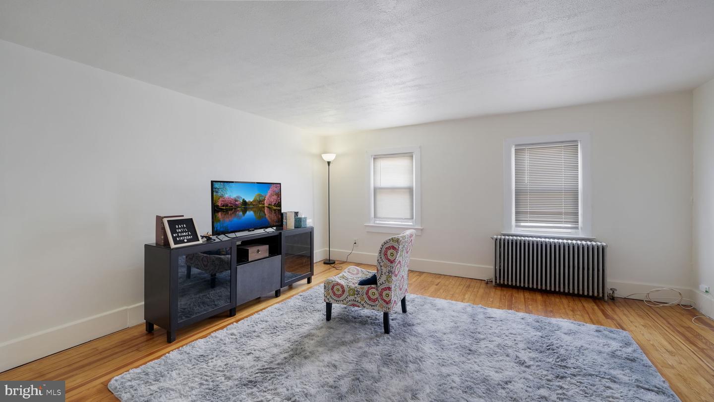 301 Lafayette St Property Photo 106