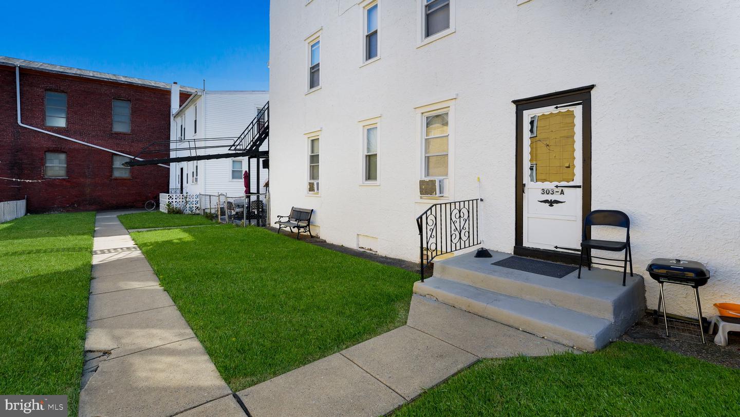 301 Lafayette St Property Photo 117