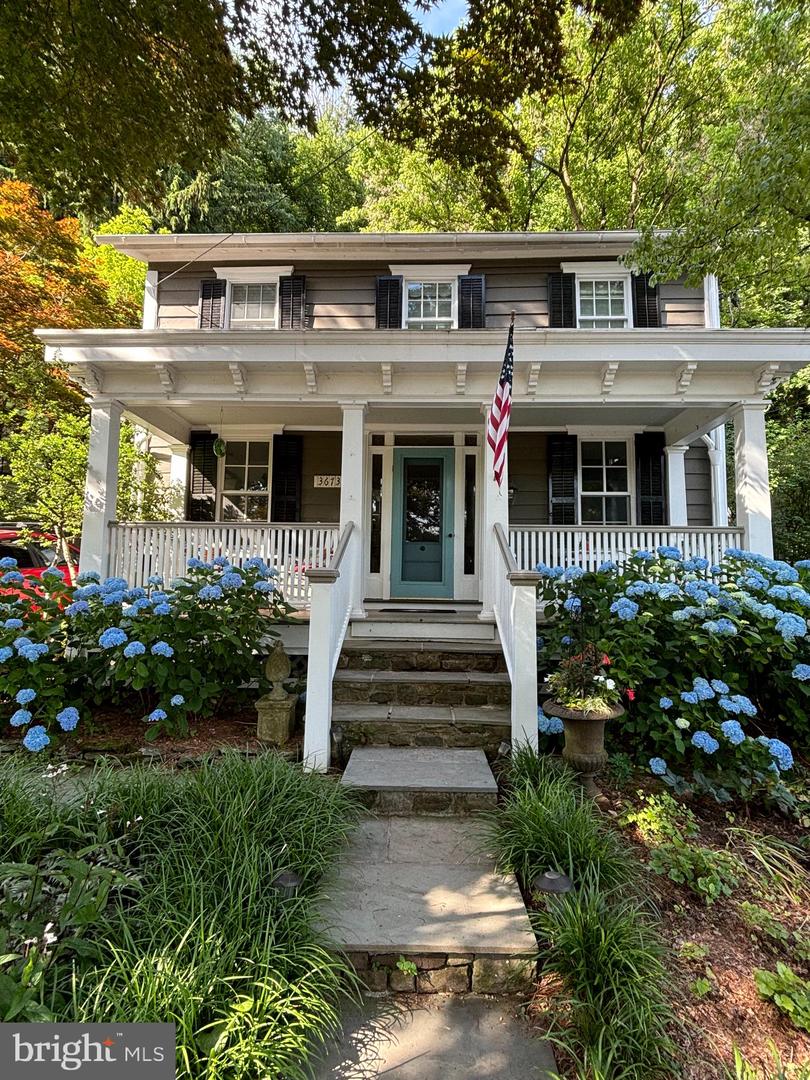 3673 River Rd Property Photo 1