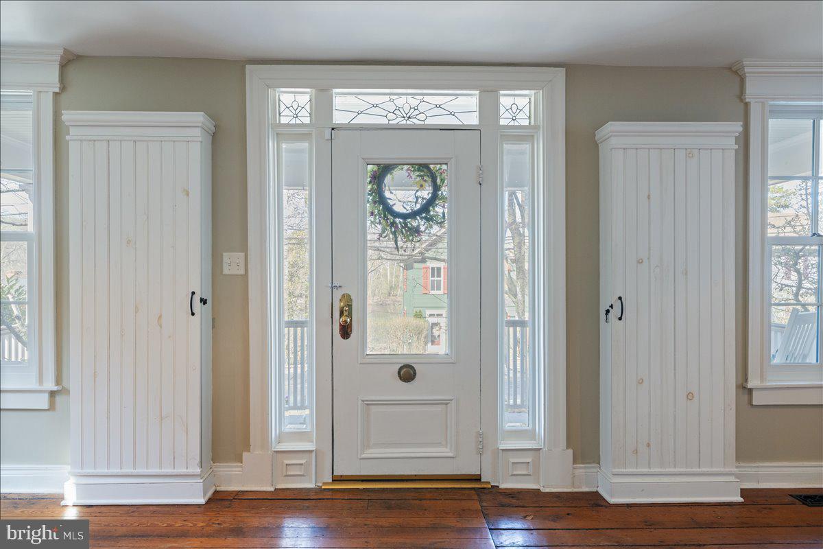3673 River Rd Property Photo 11