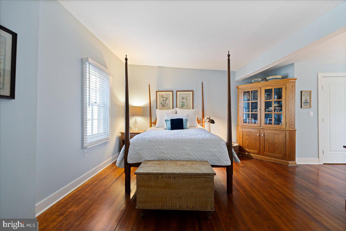 3673 River Rd Property Photo 26