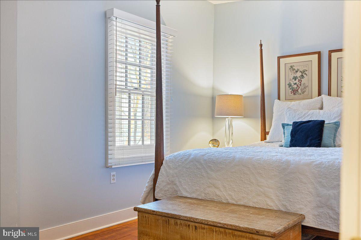 3673 River Rd Property Photo 27