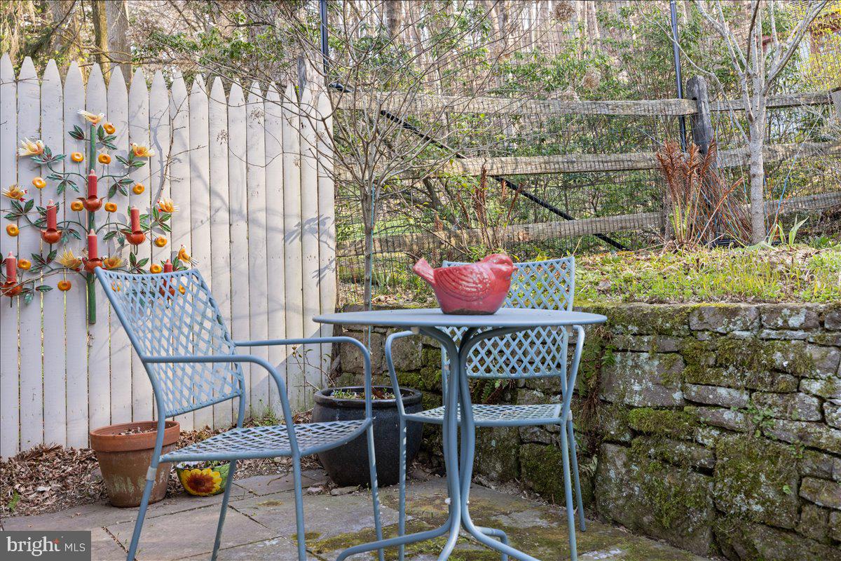3673 River Rd Property Photo 40