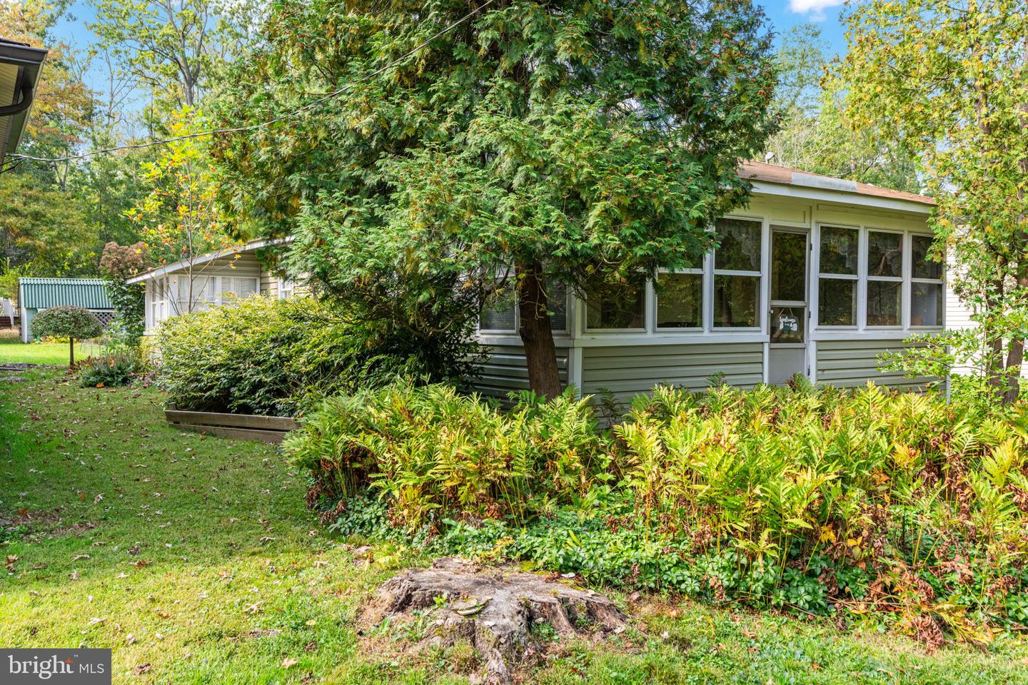 1285 Nursery Rd #cabin 5 Property Photo 4
