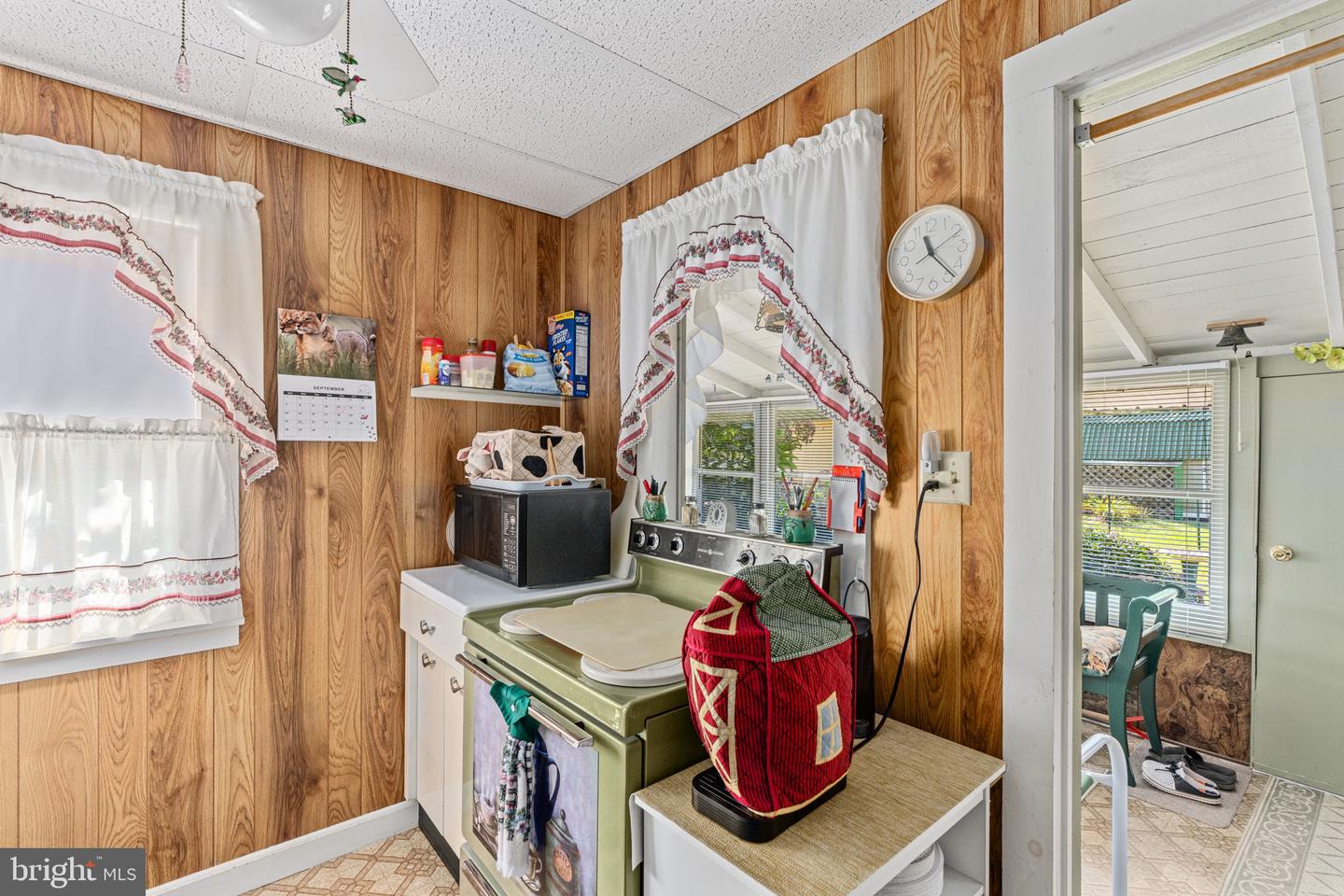 1285 Nursery Rd #cabin 5 Property Photo 18