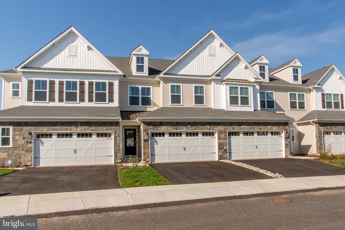 44 Parry Way Property Photo 1
