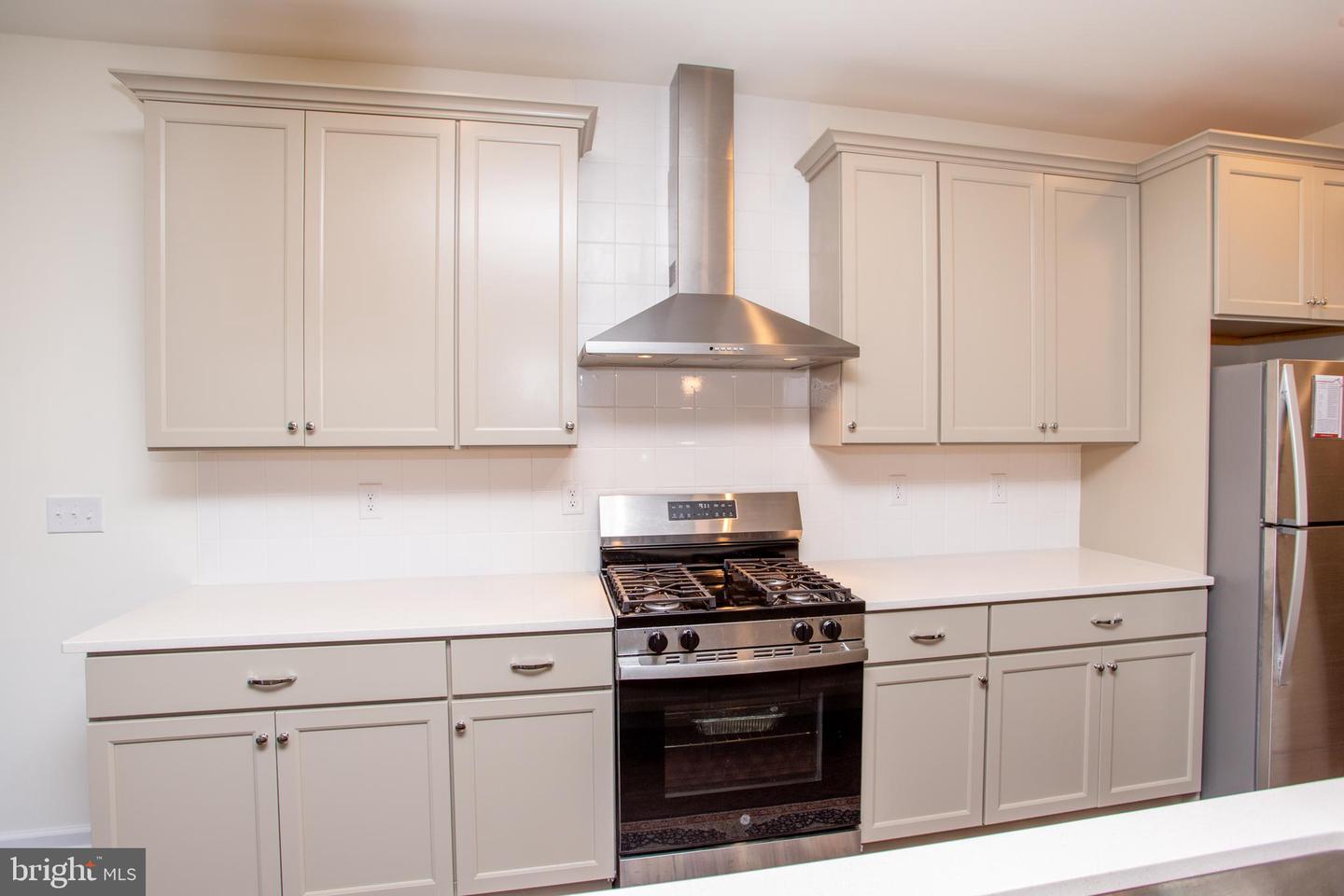 44 Parry Way Property Photo 8
