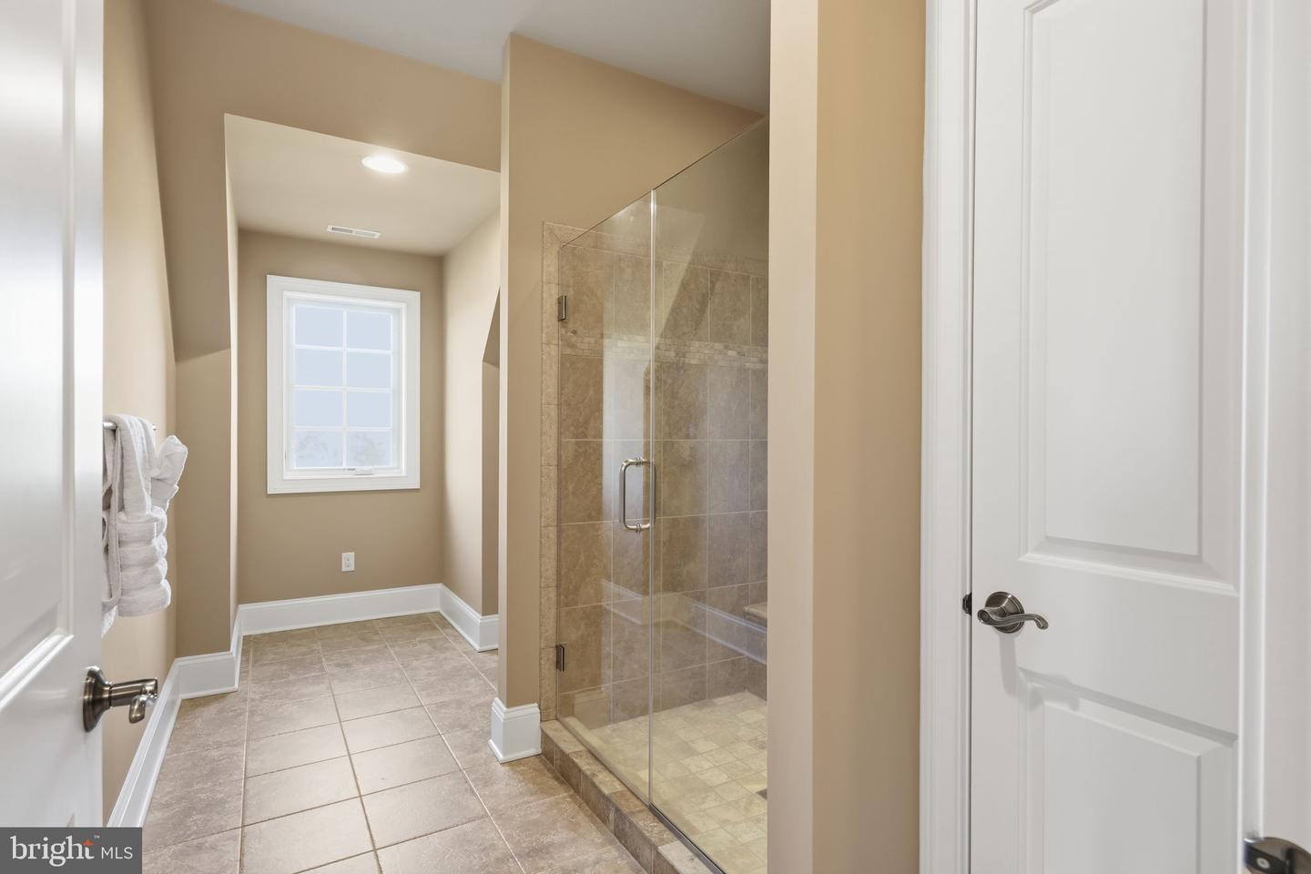 10 Stonebridge Crossing Rd Property Photo 35