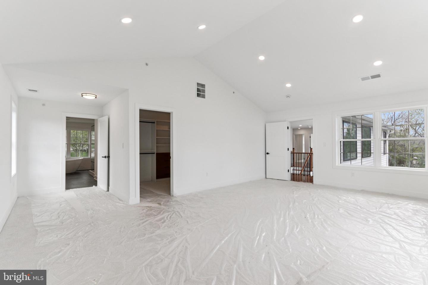 2627 County Line Rd Property Photo 25