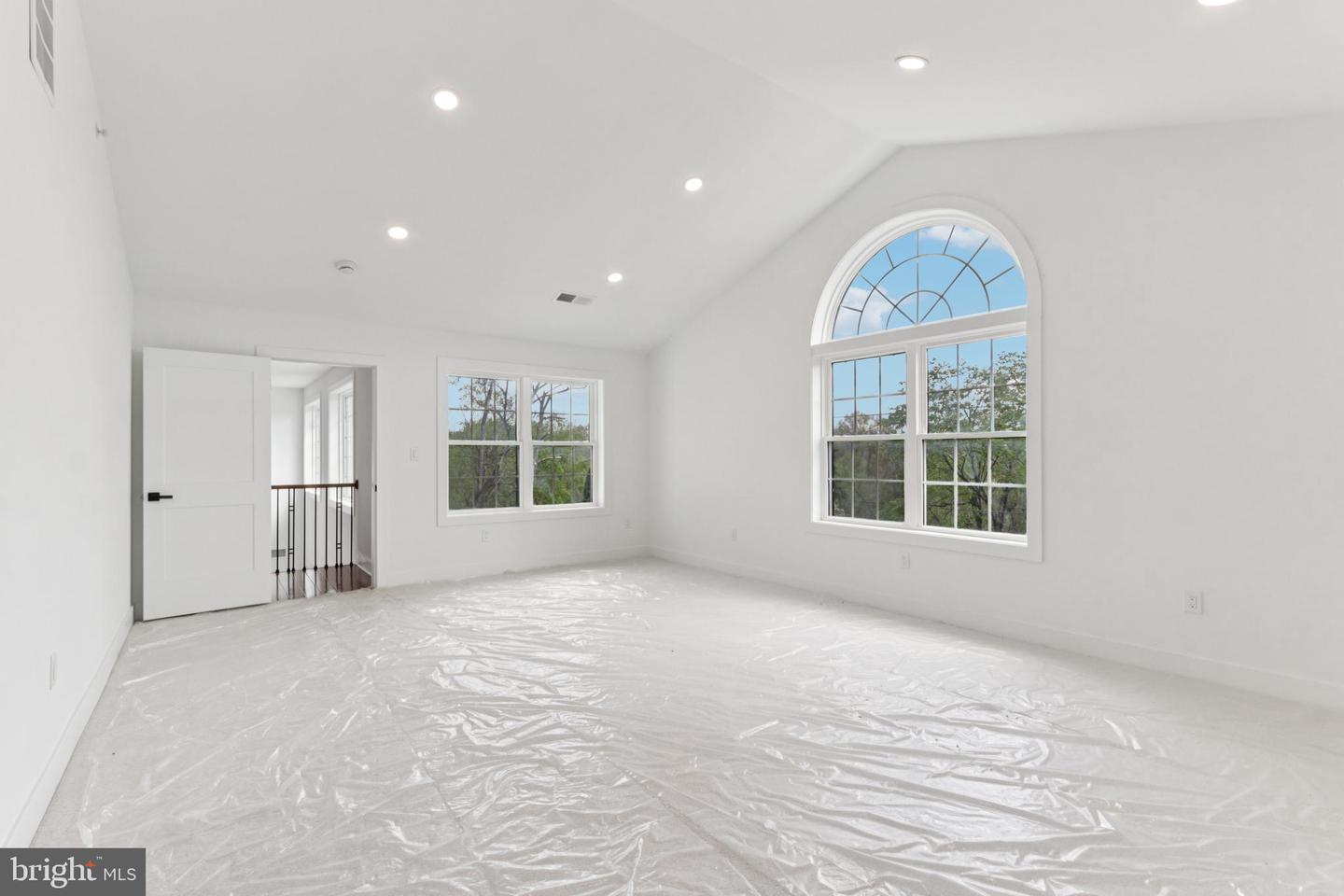 2627 County Line Rd Property Photo 26