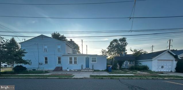 746 Cheston Ave Property Photo 3