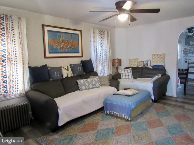 756 Cheston Ave Property Photo 3