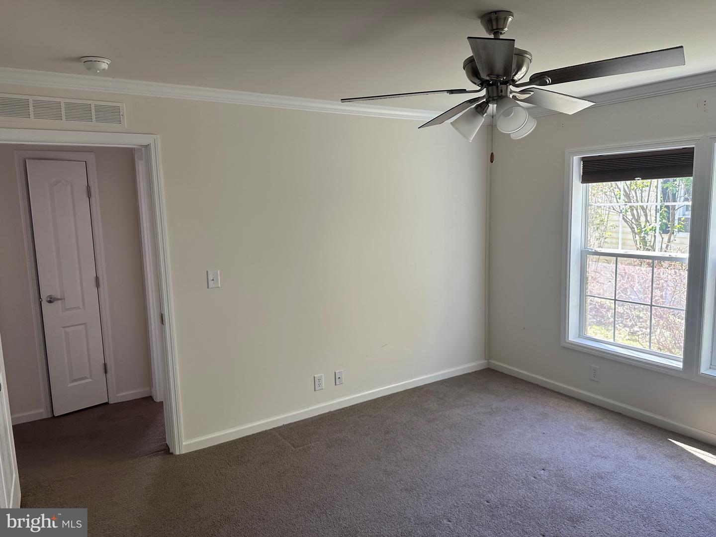 12 Lakeview Property Photo 7