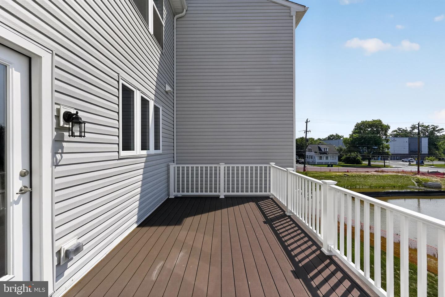 51 Chaucer Ct Property Photo 4