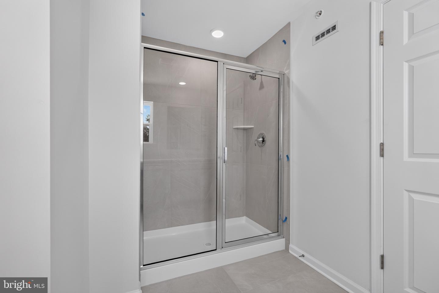 51 Chaucer Ct Property Photo 17