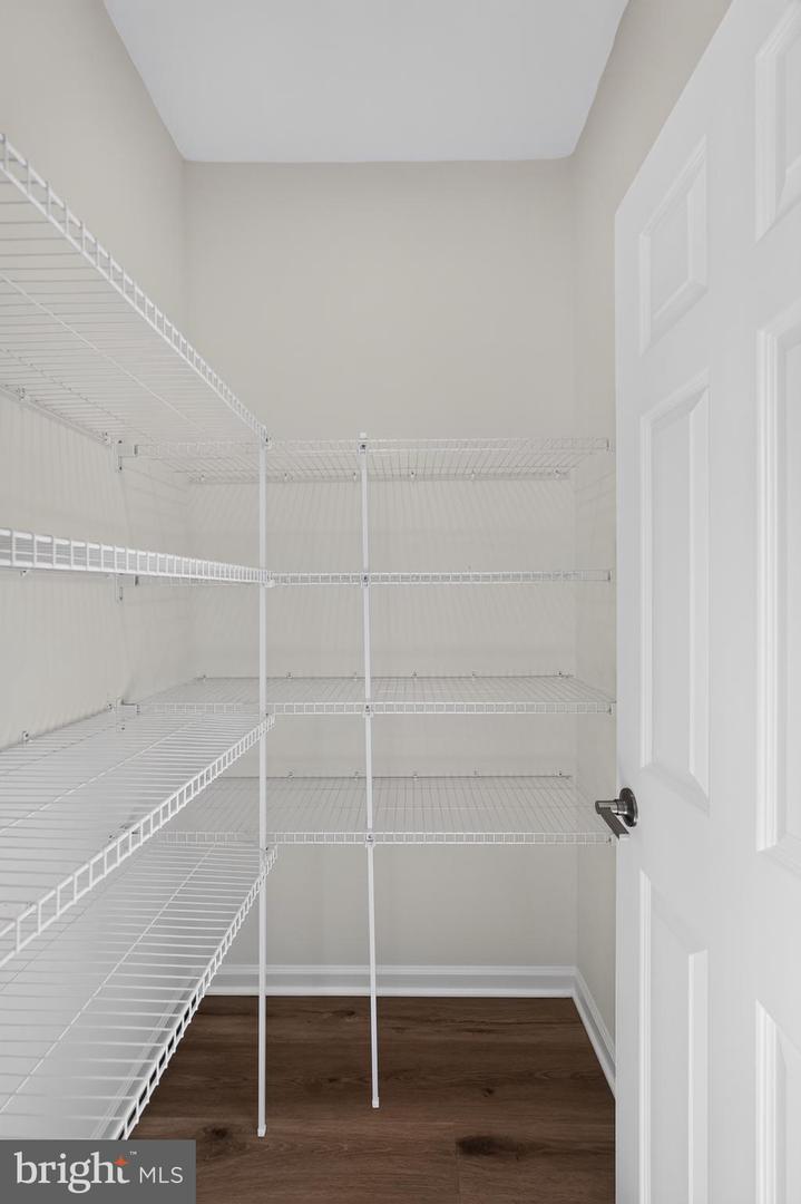 51 Chaucer Ct Property Photo 19