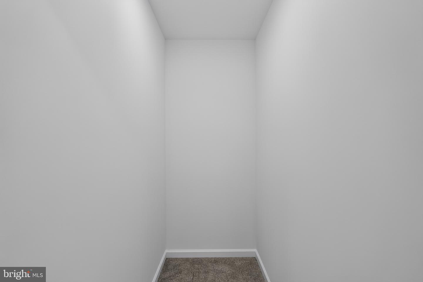 51 Chaucer Ct Property Photo 26