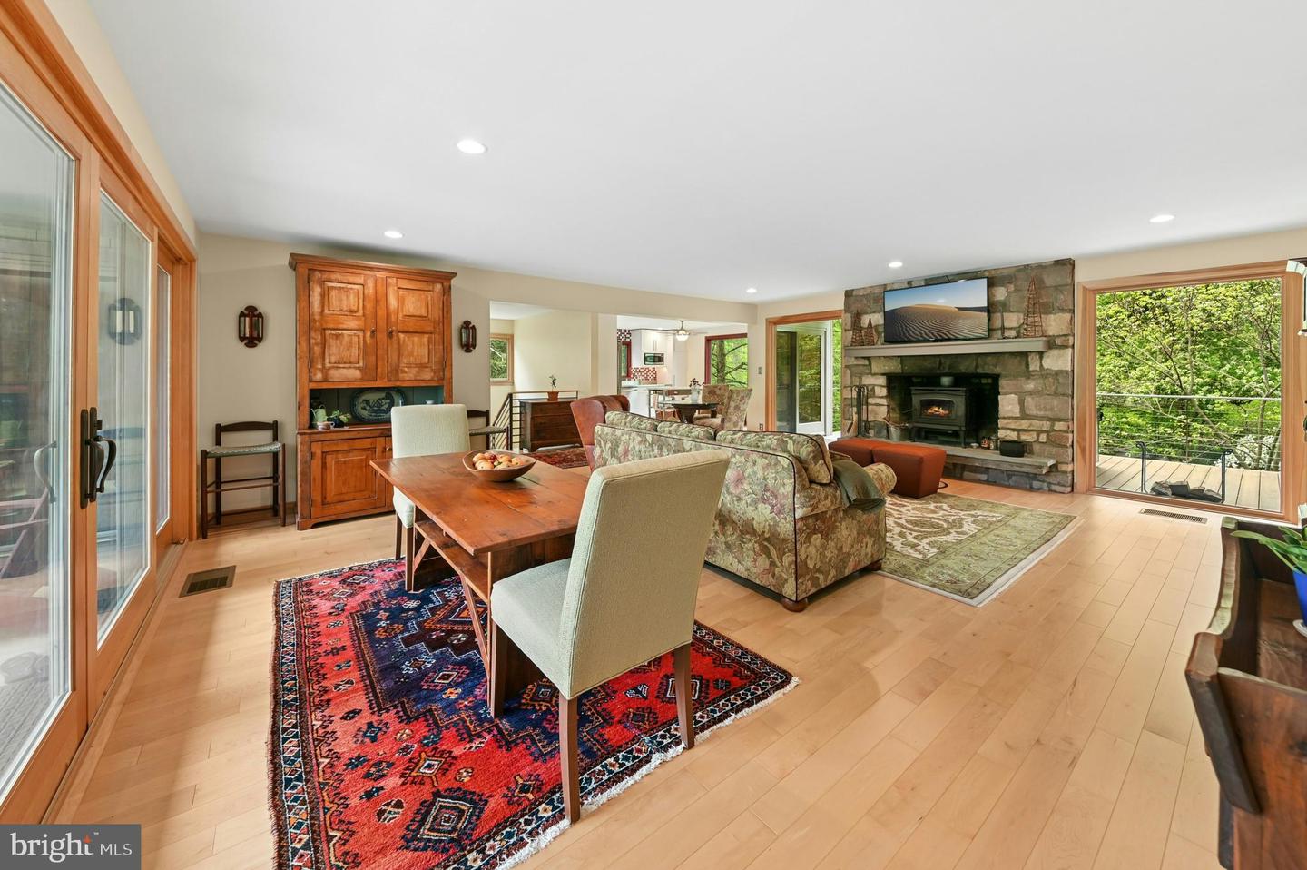 3 Bridge 5 Ln Property Photo 10