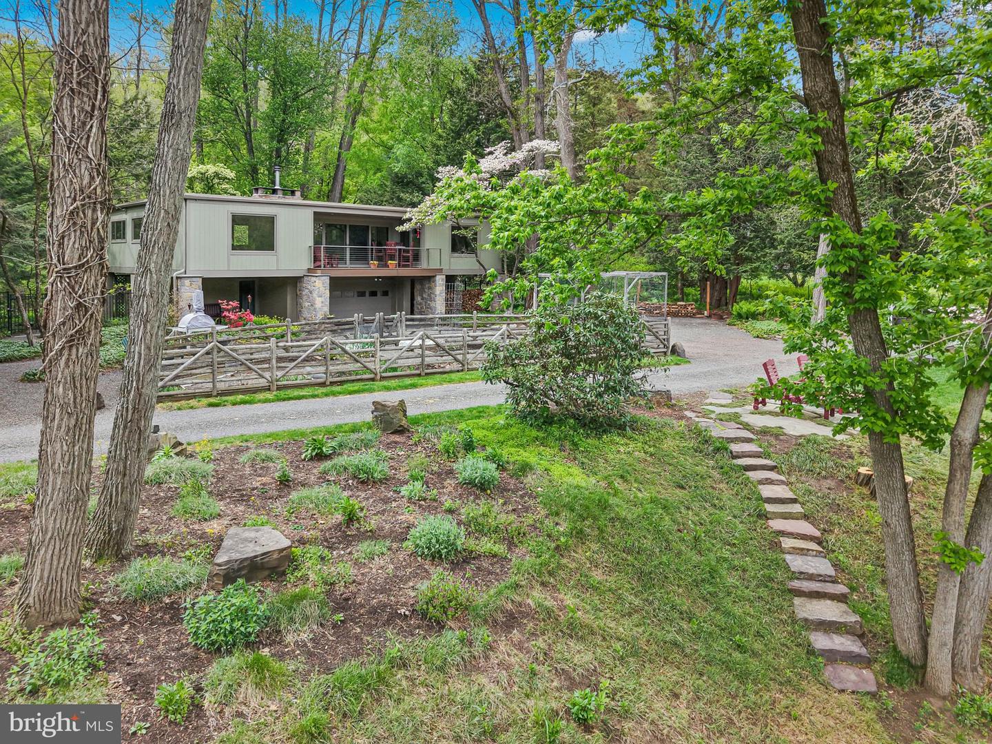 3 Bridge 5 Ln Property Photo 32
