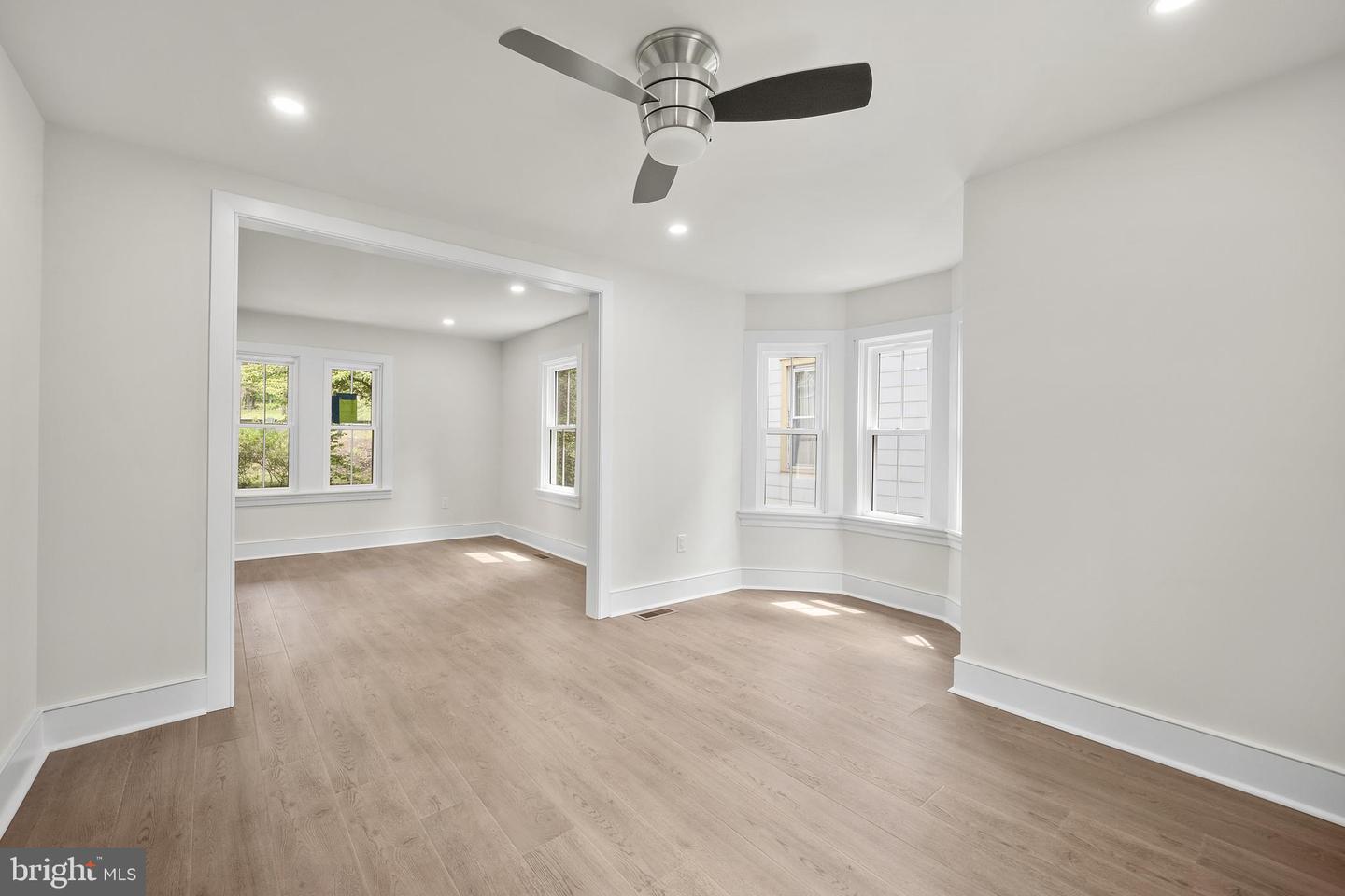 2090 Durham Rd Property Photo 14