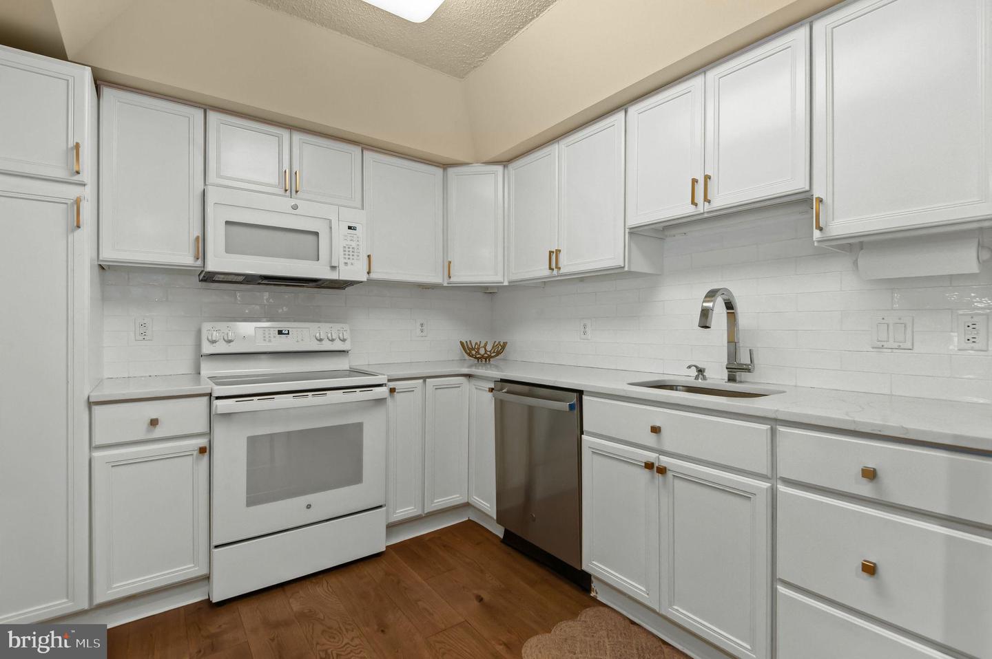 6302 Centennial Sta Property Photo 3