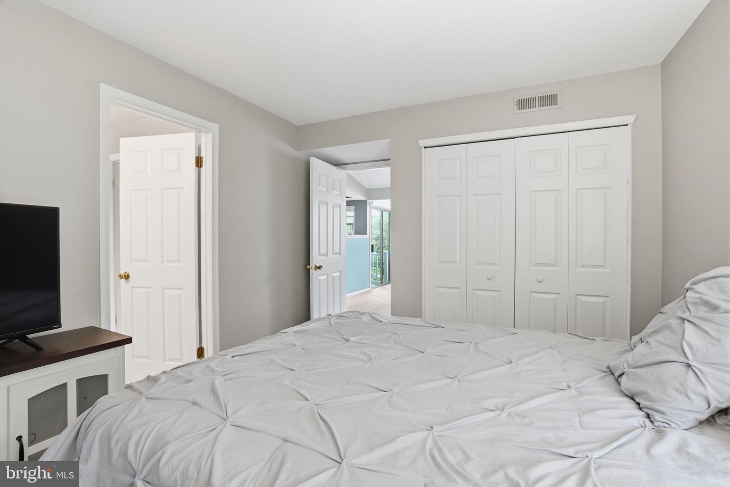 2303 Bennett Pl Property Photo 12
