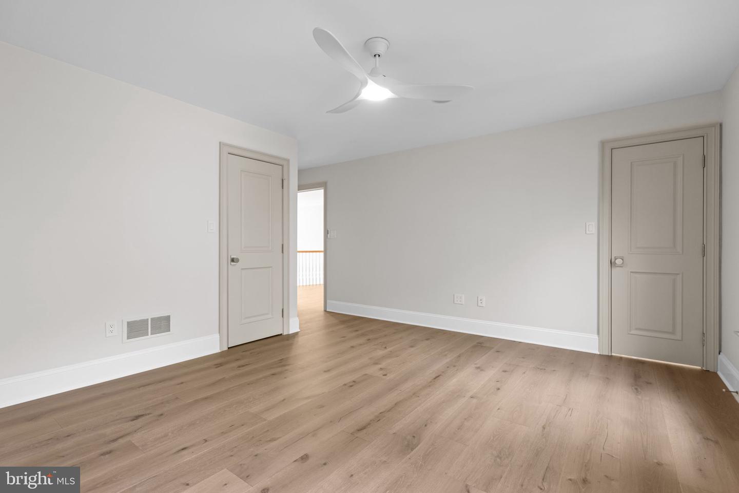 102 Pickwick Dr Property Photo 43