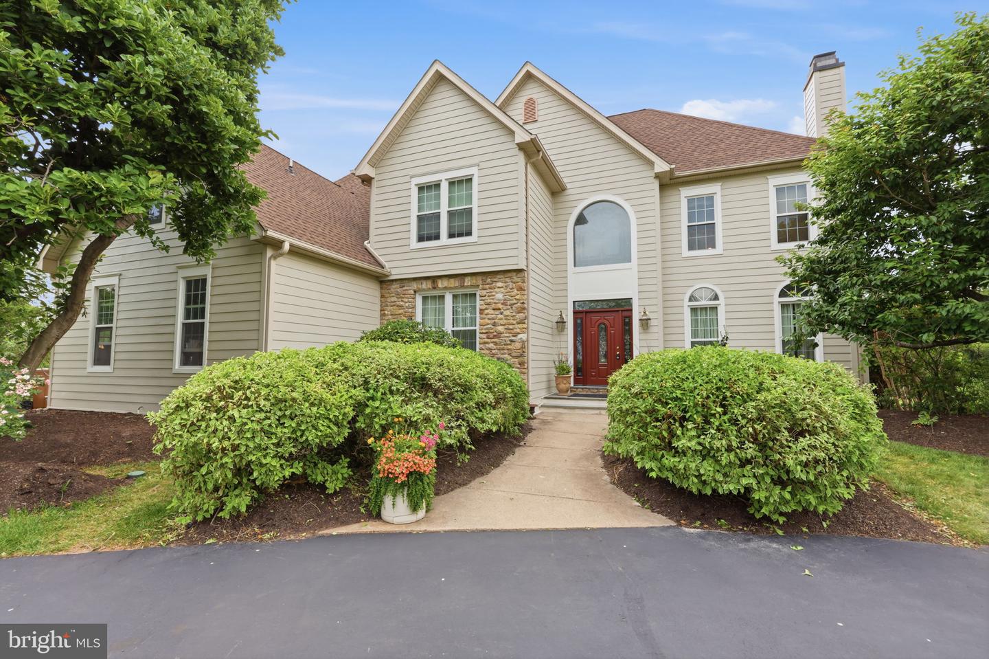 25 Alexanders Ct Property Photo 1