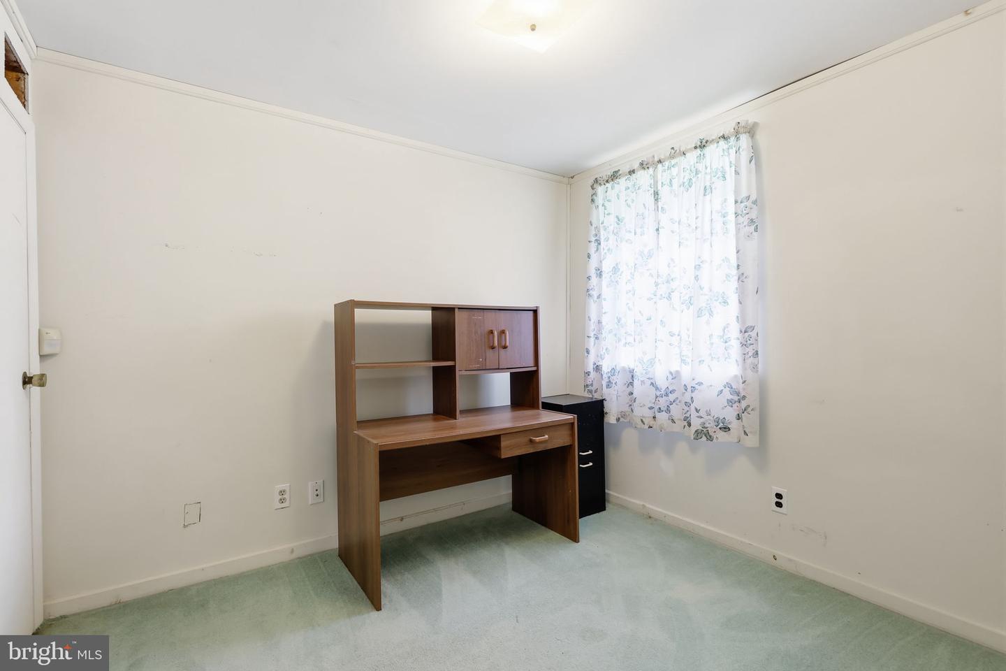 1696 Chestnut Ridge Rd Property Photo 21