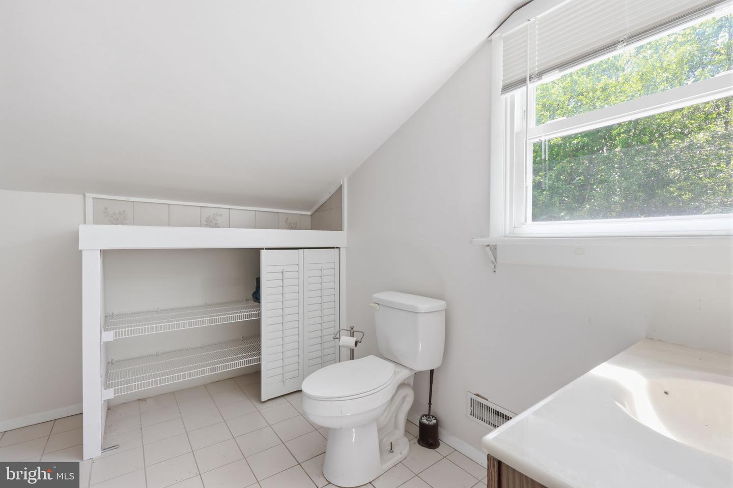 1696 Chestnut Ridge Rd Property Photo 26