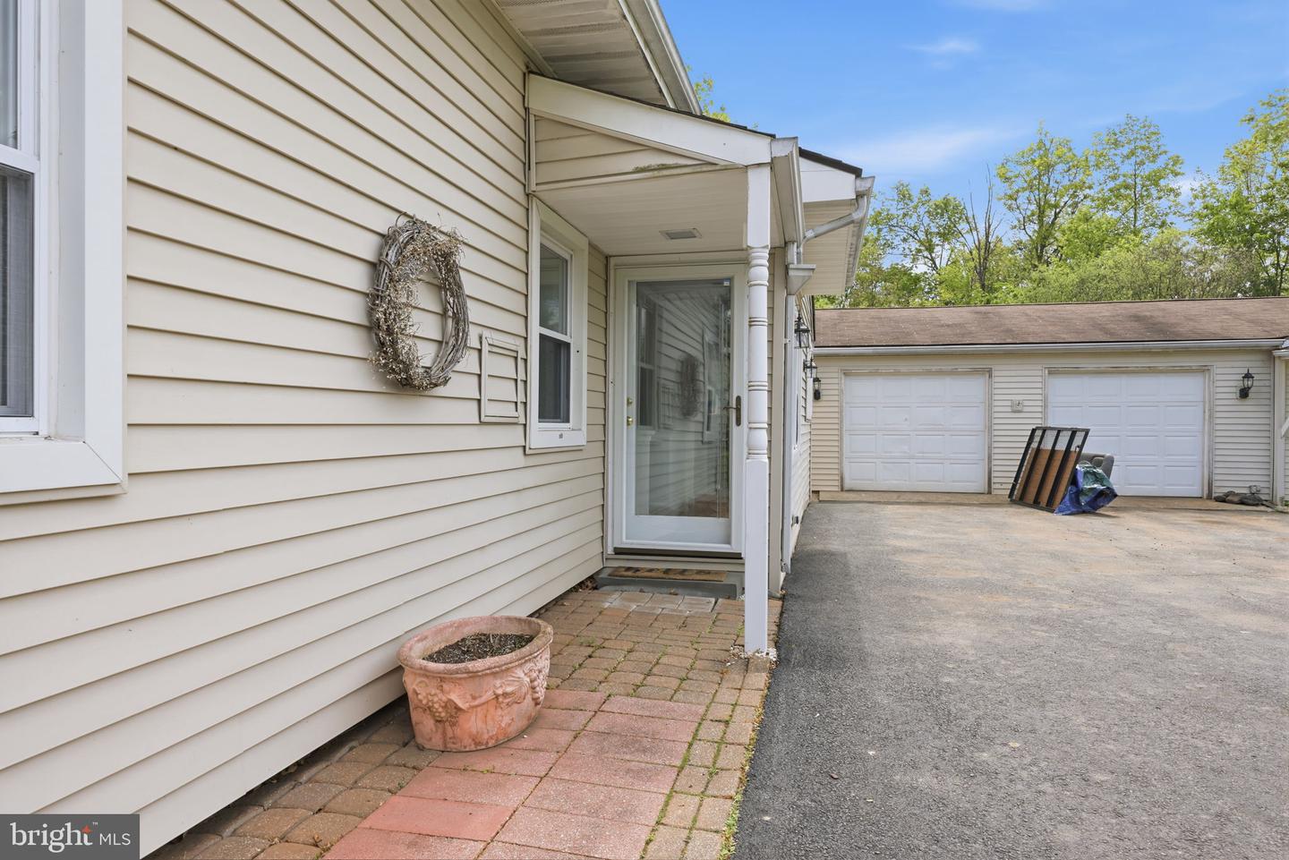 1696 Chestnut Ridge Rd Property Photo 28
